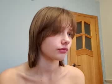 girl
        micasulejmanovski cam image #31697