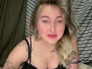 girl Free Live Cam Girls with honeyyemma