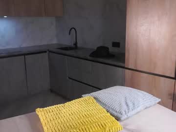 girl
        viviangood cam image #36683