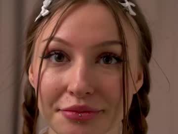 girl
        rare_rachel cam image #13398