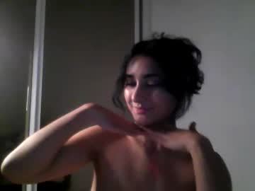 girl
        vaenina cam image #32622