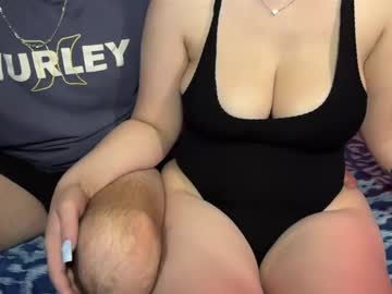 couple
        mysteriouspawg cam image #33820