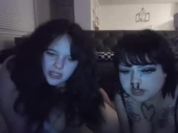 couple Free Live Cam Girls with corpsecouple
