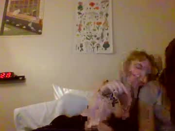 couple Free Live Cam Girls with carpetmunchers