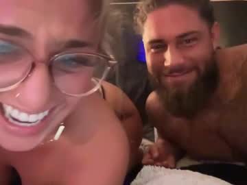 couple Free Live Cam Girls with masqueradedreams