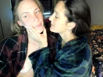 couple Free Live Cam Girls with sillygirlsxx