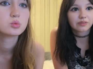 girl
        michelle_neely cam image #30521