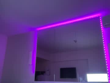 girl
        hiddenblossom cam image #34325