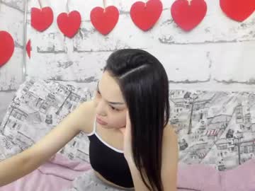 girl
        comely_camilla cam image #15377